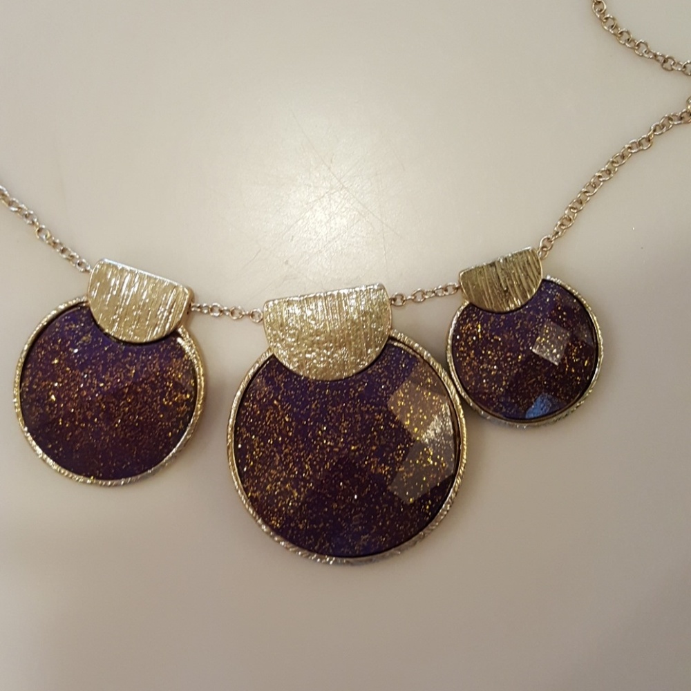 Long necklace - Picture 2 of 2